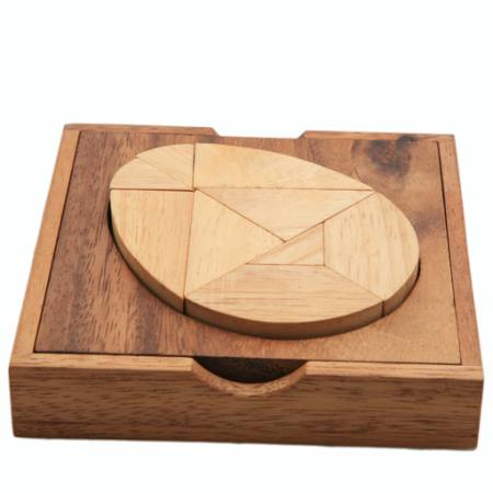 mediena, dėžutė, fasoniniai profiliai Jean Schweitzer - Dreamstime