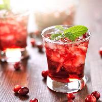 Pixwords Vaizdas su sultys, stiklas, raudona, vaisiai, gėrimas Joshua Resnick (Hojo)