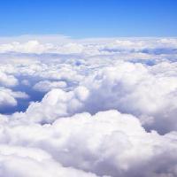 Pixwords Vaizdas su debesys, aukščiau, dangus, skraidyti David Davis (Dndavis)