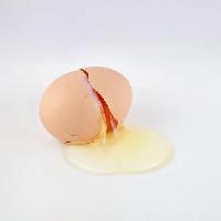Pixwords Vaizdas su kiaušinių, susmulkintos, įtrūkimai, krekingo Stable400