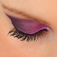 akis, moteris, rausvai violetinės, rožinės, antakių, akių vokų Igor Gratzer (Iggyphoto)