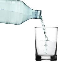 vanduo, stiklas, butelis Razihusin - Dreamstime