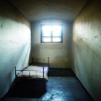 Pixwords Vaizdas su kalėjimas, ląstelių, lova, langas Constantin Opris - Dreamstime
