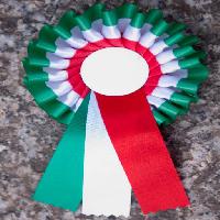 Pixwords Vaizdas su kaspinas, vėliava, spalvos, marmuro, žalia, balta, raudona, apvali Massimiliano Ferrarini (Maxferrarini)