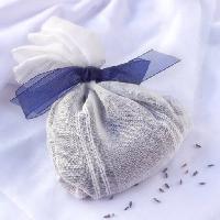 Pixwords Vaizdas su krepšys, sėklos, mėlyna, rausvai violetinės, objektas, dovana Robyn Mackenzie (Robynmac)