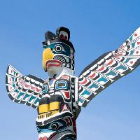 Pixwords Vaizdas su totemo, spalvos, geltona, paukštis, sparnai, Mark Hryciw - Dreamstime