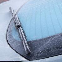 Pixwords Vaizdas su ledas, šalta, automobilis, vėjo, skydas, langų, šalčio Mariankadlec